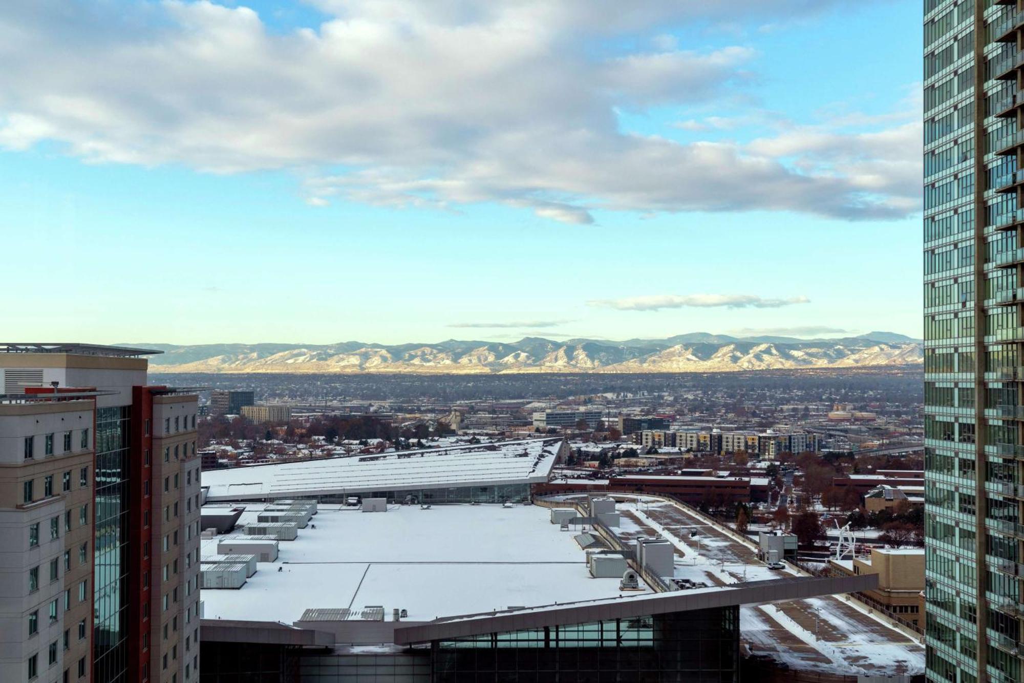 Home2 Suites By Hilton Denver Downtown Convention Center Zewnętrze zdjęcie